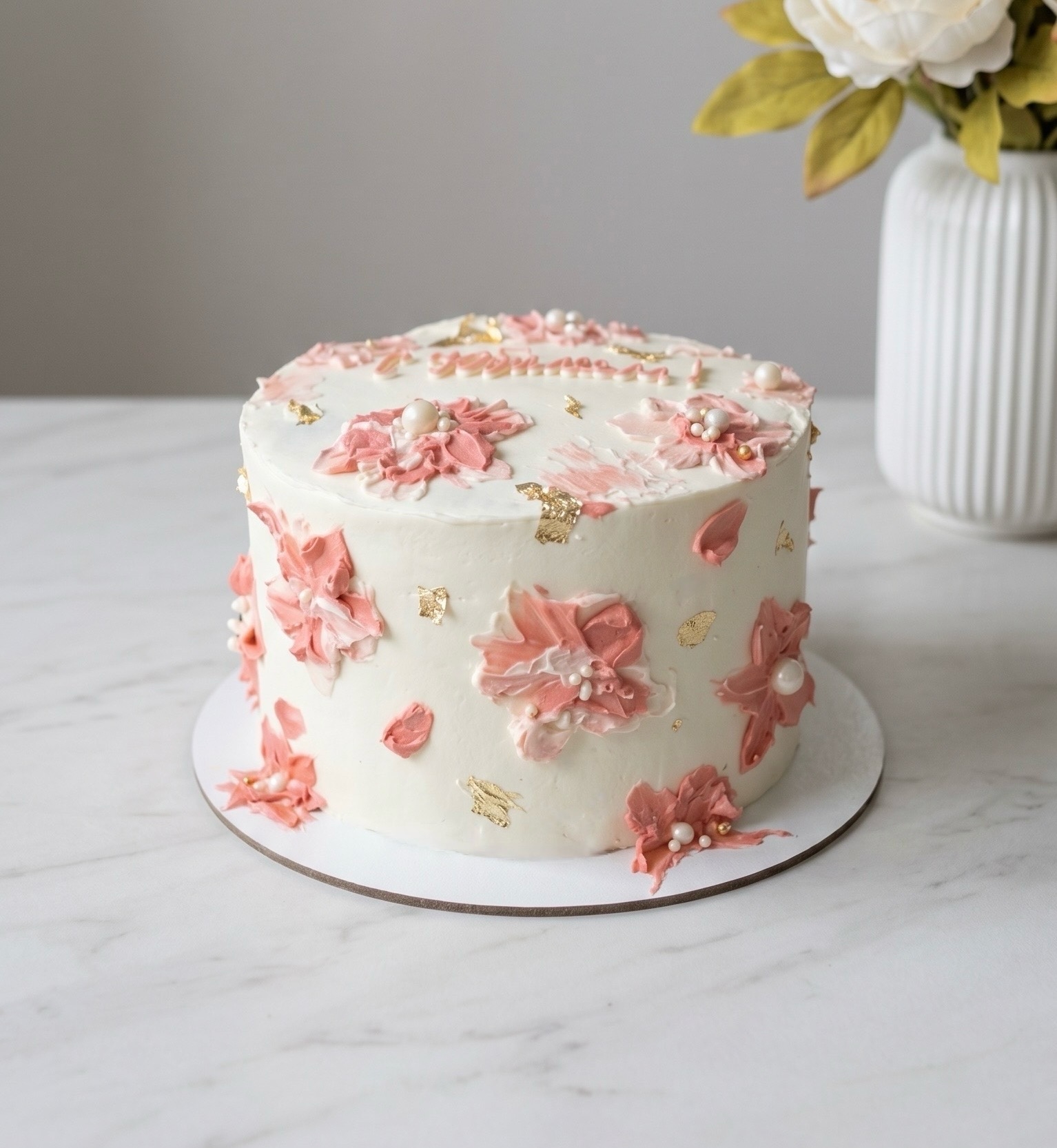 Торт с розовыми цветами, золотом и жемчугом — VIKICAKES